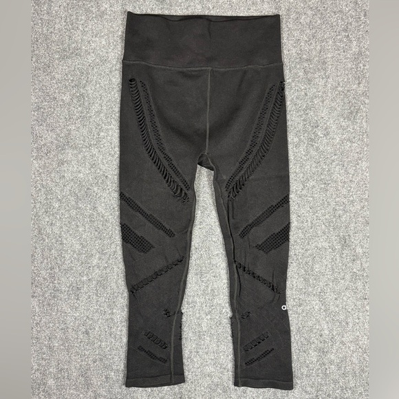 Alo Yoga Radiance High Waist Cropped Seamless Leggings Black Cutout Detail - Picture 1 of 7